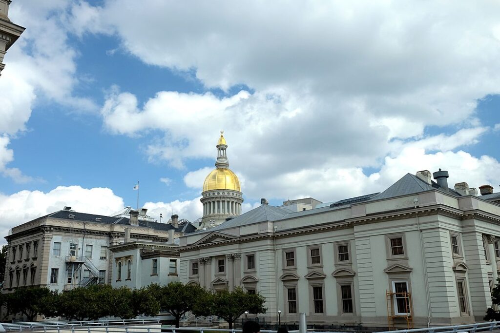 The New Jersey State House in Trenton. Photo via Wikipedia user lowlova